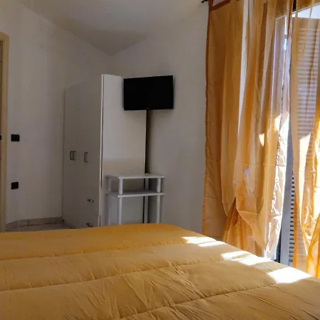 Angolo Bed and breakfast 3*